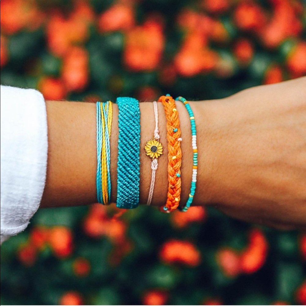 PURA VIDA Dreaming Out Loud Bracelet Set
